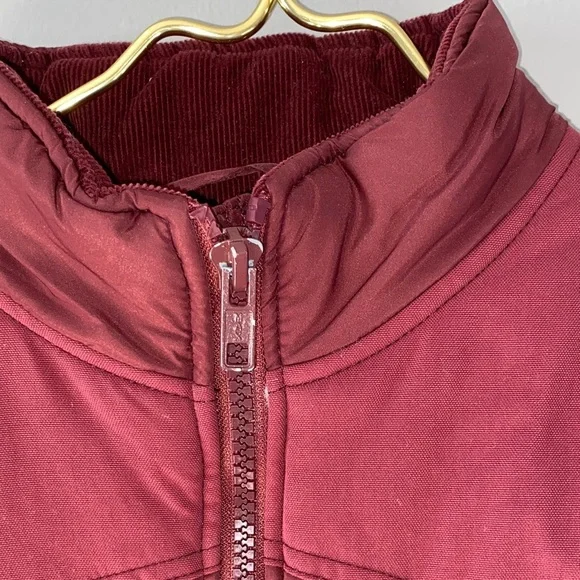 Aeropostale Maroon and Orange Vest - Picture 4 of 15
